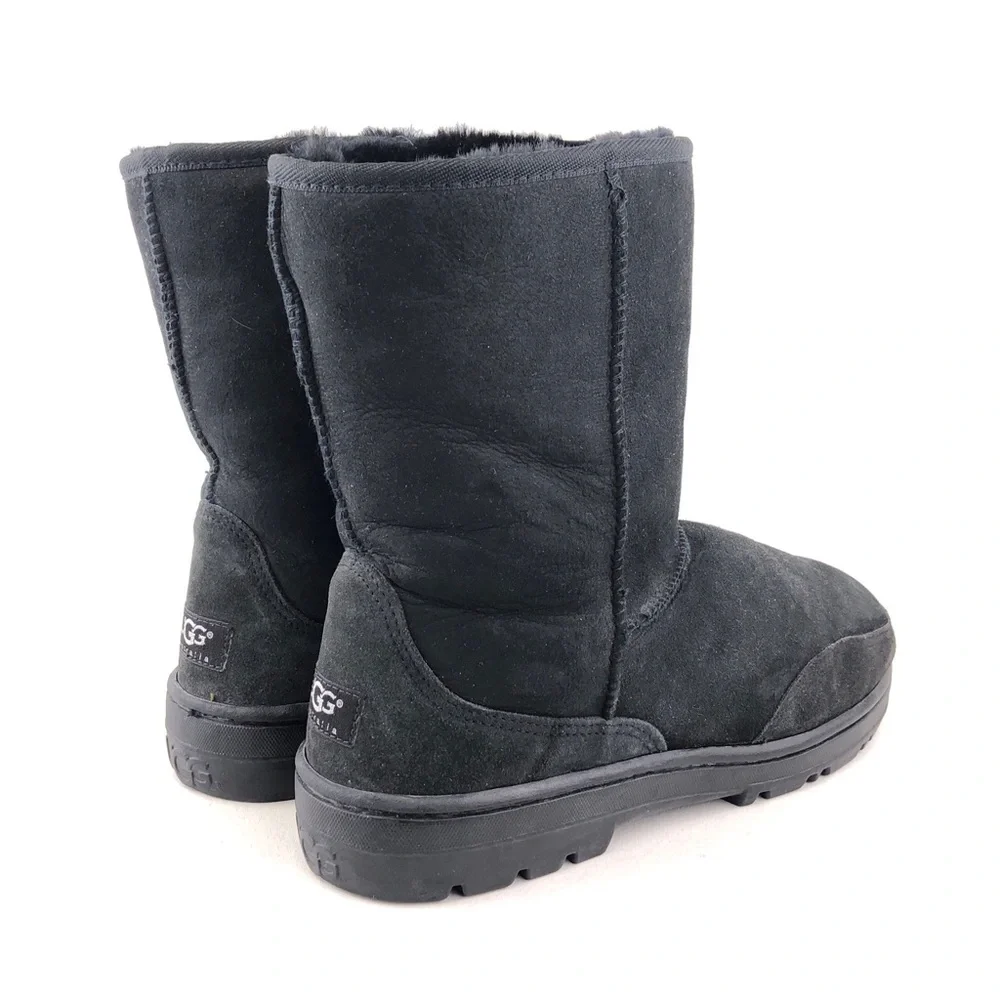 UGG Ultra Short Sheepskin Winter Boots M10